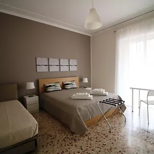 https://giuffrida-apartment-rooms.sicilyhotelsitaly.net