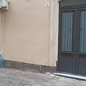 https://la-casa-del-barone.sicilyhotelsitaly.net