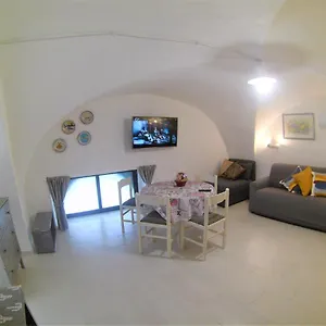 https://landolina-sweet-home.taorminaitalyhotels.com